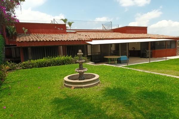 Foto de inmueble en  , Col. Hacienda Tetela C.P. 62160, Cuernavaca