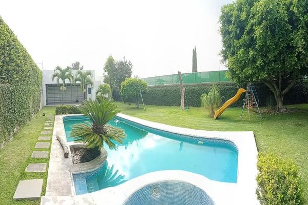 Foto de inmueble en  , Col. Hacienda Tetela C.P. 62160, Cuernavaca