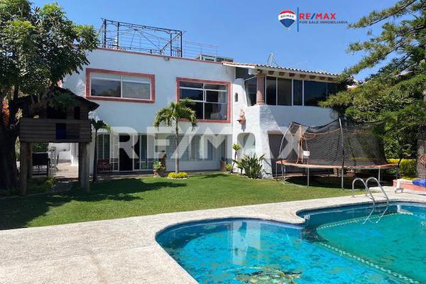 Foto de inmueble en Hacienda Tetela, Col. Hacienda Tetela C.P. 62160, Cuernavaca