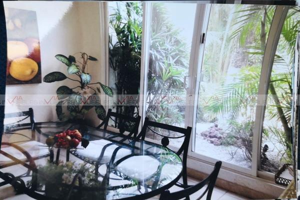 Foto de inmueble en Hacienda Tetela, Col. Hacienda Tetela C.P. 62160, Cuernavaca
