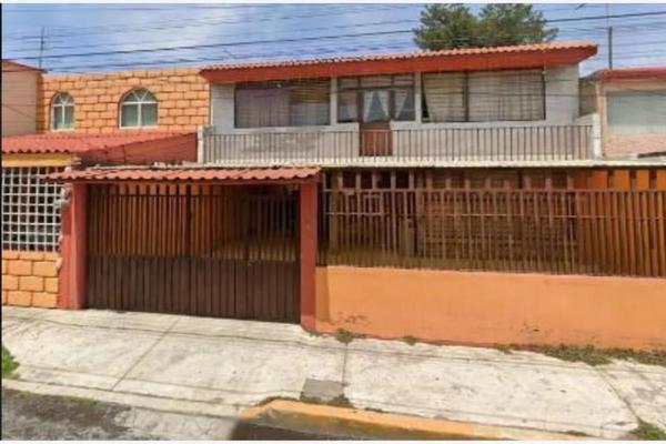 Foto de inmueble en Huihuiles #10, Col. Santa Cruz Acatlán C.P. 53150, Naucalpan de Juárez