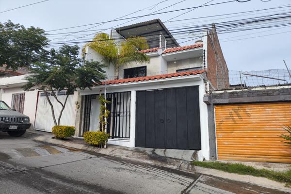 Foto de inmueble en Ignacio Ortiz #240, Col. Villa de Nuestra Señora de La Asunción Sector Guadalupe C.P. 20126, Aguascalientes