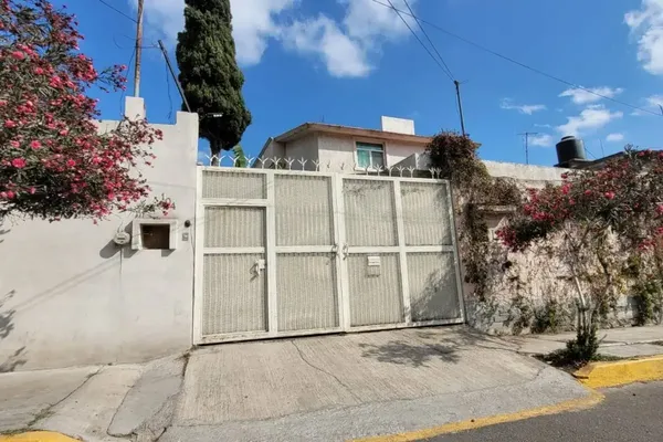 Foto de inmueble en Isabela Catolica #104, Col. San Francisco Tlaltenco C.P. 13400, Tláhuac