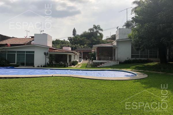 Foto de casa en venta en  , jardines de ahuatepec, cuernavaca, morelos, 6754645 No. 03