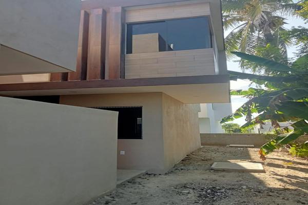 Foto de inmueble en  , Col. Jardines de Champayan 1 C.P. 89358, Tampico