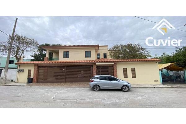 Foto de inmueble en jardines de champayan, Col. Jardines de Champayan 1 C.P. 89358, Tampico