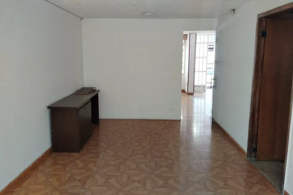 Foto de inmueble en  , Col. Jardines de Coyoacán C.P. 04890, Coyoacán