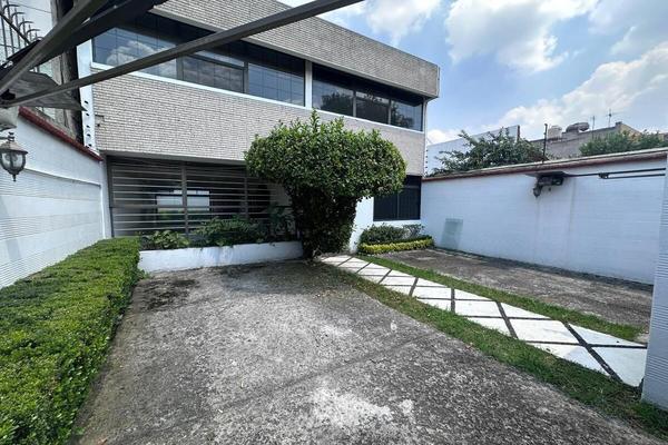 Foto de inmueble en  , Col. Jardines de Coyoacán C.P. 04890, Coyoacán