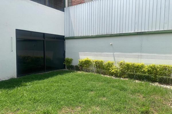 Foto de inmueble en , Col. Jardines de Coyoacán C.P. 04890, Coyoacán