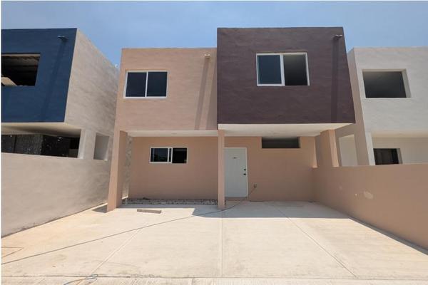 Foto de inmueble en , Col. Jesús Luna Luna C.P. 89514, Ciudad Madero