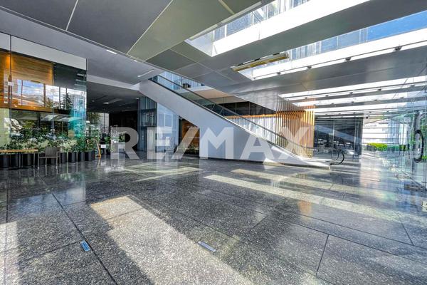 Foto de inmueble en Juan Salvador Agraz, Col. Santa Fe Cuajimalpa C.P. 05348, Cuajimalpa de Morelos