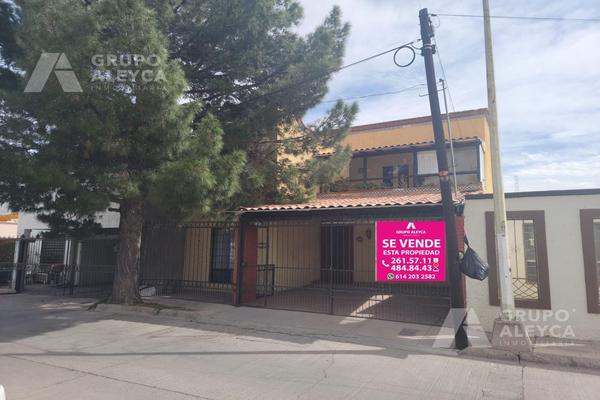 Casa en Junta de los Ríos y Etapas, Chihuahua en... - Propiedades.com