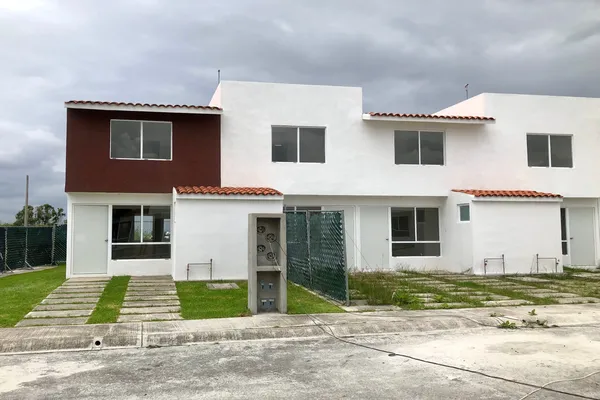Se vende casa en condominio La Calera #2, Colonia La Calera, C.P. 72520