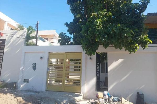 Foto de inmueble en  , Col. La Paz C.P. 89326, Tampico
