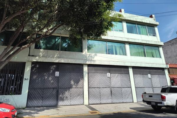 Foto de inmueble en  , Col. La Romana C.P. 54030, Tlalnepantla de Baz