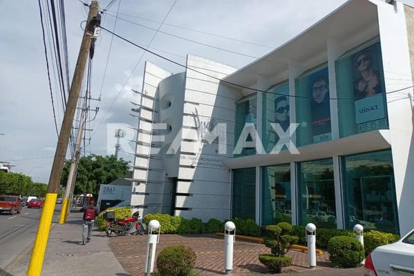 Foto de inmueble en Lázaro Cárdenas, Col. Moderna C.P. 36690, Irapuato