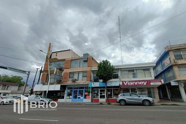 Foto de inmueble en Lázaro Cárdenas, Col. Victoria de Durango Centro C.P. 34000, Durango