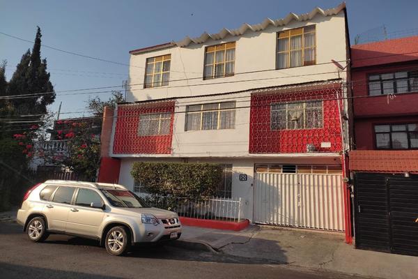 Casa en LIC HILARIO MEDINA, Constitución de 1917,... 