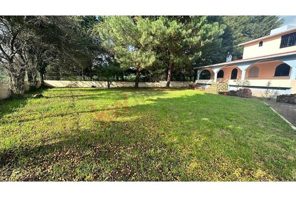 Foto de inmueble en Llano de la Cofradía, Col. Zirahuen C.P. 61810, Salvador Escalante