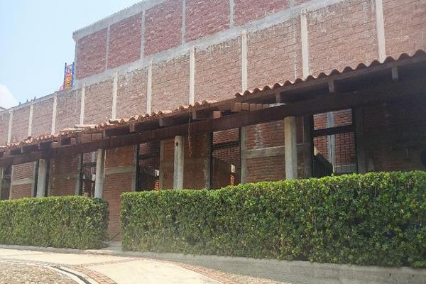 Foto de inmueble en Loma La Rosita, Retorno Ex Hacienda, Col. Fincas de Sayavedra C.P. 52938, Atizapán de Zaragoza