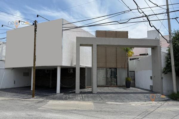 Foto de inmueble en  , Col. Lomas 3a Secc C.P. 78216, San Luis Potosí