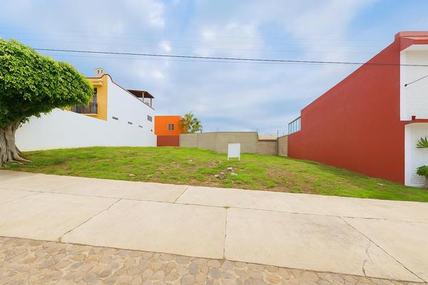 Foto de inmueble en , Col. Lomas de Zompantle C.P. 62157, Cuernavaca
