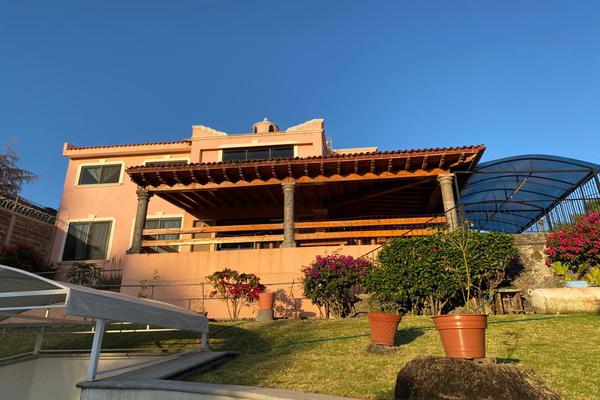 Foto de inmueble en Lomas Tzompantle, Col. Lomas de Zompantle C.P. 62157, Cuernavaca