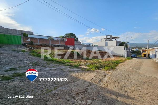 Foto de inmueble en Lomas Tzompantle, Col. Lomas de Zompantle C.P. 62157, Cuernavaca