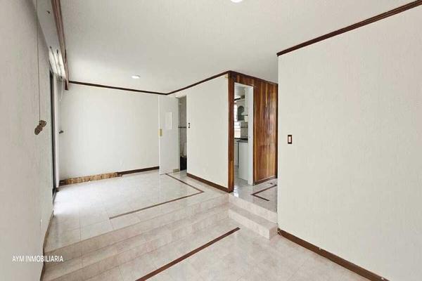 Foto de inmueble en lomas verdes, Col. Lomas Verdes 3a Sección C.P. 53125, Naucalpan de Juárez