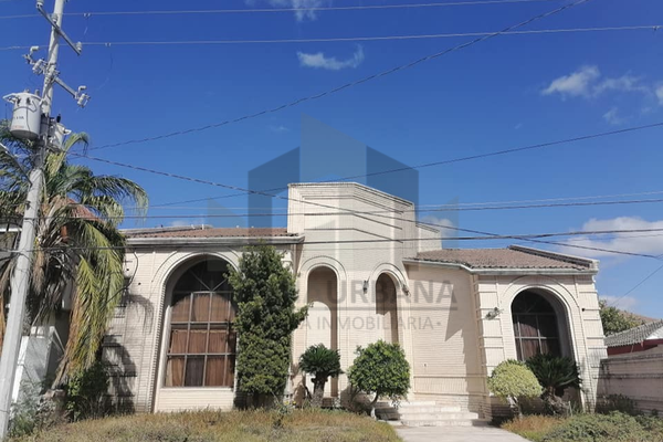 Casa en Los Leones, Tamaulipas en Venta en $... 