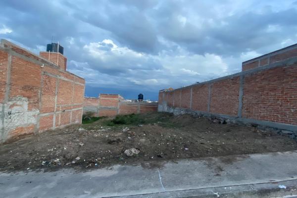 Foto de inmueble en  , Col. Los Pericos C.P. 20174, Aguascalientes