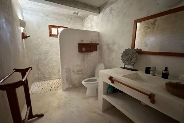Foto de inmueble en LT 06, Col. Bacalar Centro C.P. 77930, Bacalar