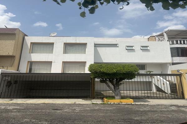 Foto de inmueble en Mango, Col. Jardines de San Mateo C.P. 53240, Naucalpan de Juárez
