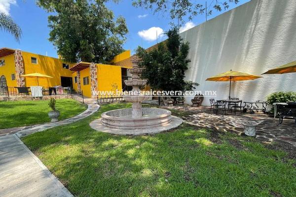 Foto de inmueble en matamoros, Col. Tequisquiapan Centro C.P. 76750, Tequisquiapan