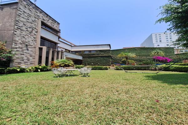 Foto de inmueble en Miguel Barragan, Col. Xalapa Enríquez Centro C.P. 91000, Xalapa