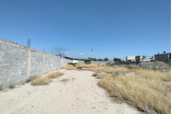 Foto de inmueble en  , Col. Miguel de La Madrid Hurtado C.P. 35015, Gómez Palacio