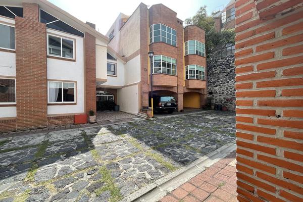 Foto de inmueble en  , Col. Miguel Hidalgo C.P. 14250, Tlalpan