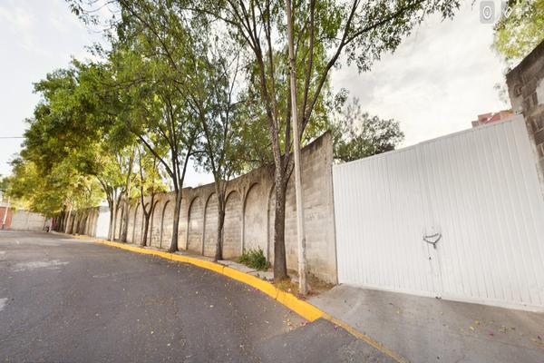 Foto de inmueble en  , Col. Miguel Hidalgo C.P. 14250, Tlalpan