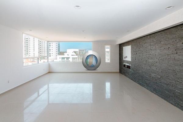 Foto de inmueble en Miguel Miramón, Col. Lomas Verdes 6a Sección C.P. 53126, Naucalpan de Juárez