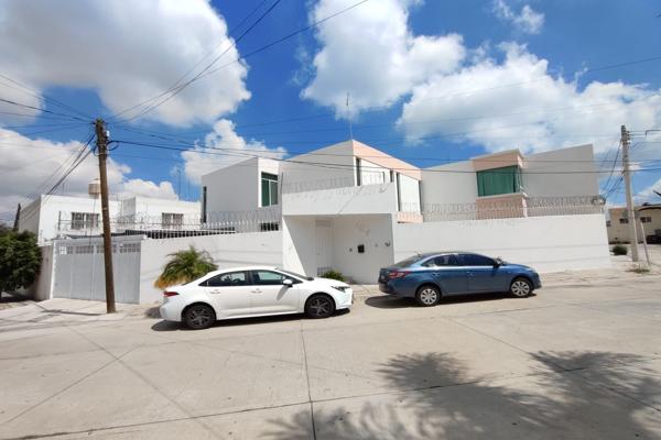 Foto de inmueble en Minerva #104, Col. Villa de Nuestra Señora de La Asunción Sector Guadalupe C.P. 20126, Aguascalientes