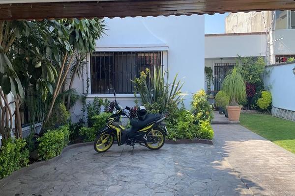 Foto de inmueble en  , Col. Moderna Prolongación C.P. 36690, Irapuato