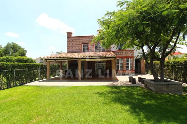 Foto de inmueble en Molino, Col. Quinta Santa María C.P. 38010, Celaya