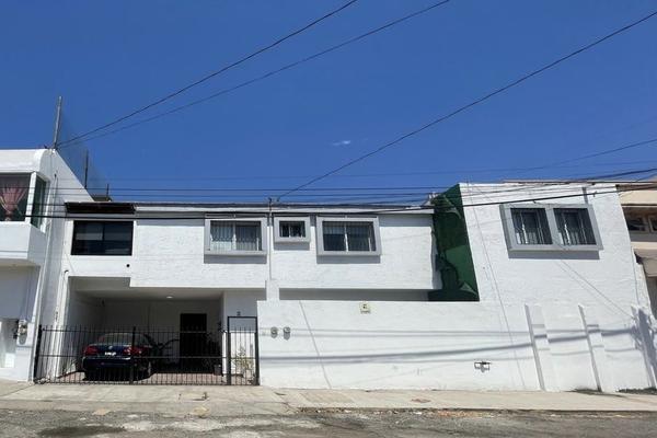 Foto de inmueble en , Col. Morelos C.P. 28218, Manzanillo