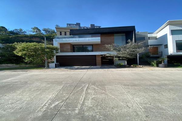 Foto de inmueble en Murmullo, Col. Bosque Real C.P. 52774, Huixquilucan