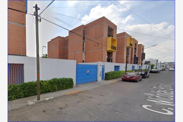 Foto de inmueble en Nicolás Bravo #929, Col. San Carlos C.P. 44460, Guadalajara