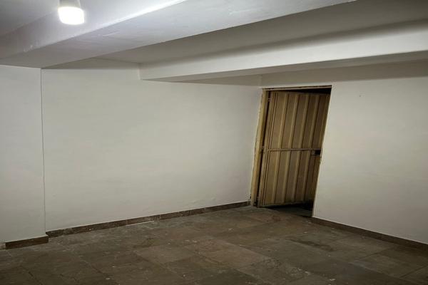 Foto de inmueble en Nicolás León, Col. Jardín Balbuena C.P. 15900, Venustiano Carranza