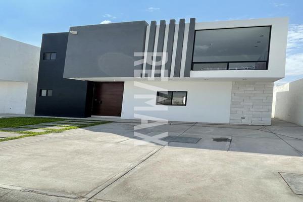 Foto de inmueble en Nisperos "Los Olivos", Col. Los Cedros C.P. 35049, Gómez Palacio