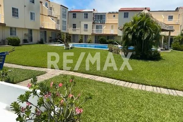 Foto de inmueble en olinala princessa, Col. Olinalá Princess C.P. 39890, Acapulco de Juárez