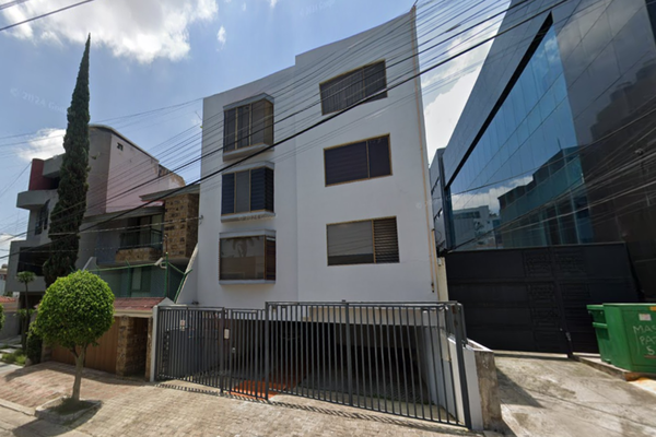 Foto de inmueble en Ostia, Col. Italia Providencia C.P. 44648, Guadalajara