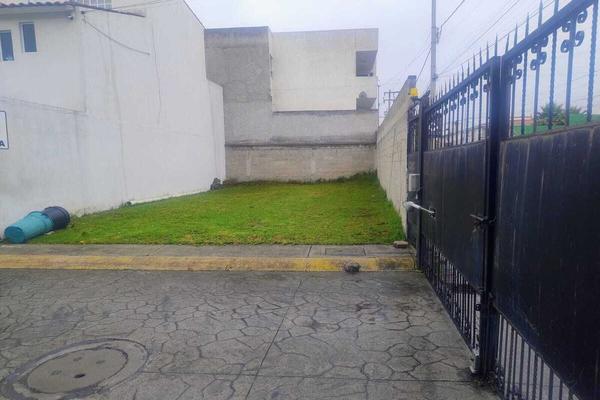 Foto de inmueble en oyameles, Col. Coaxustenco C.P. 52140, Metepec